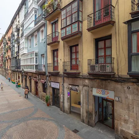 Διαμέρισμα Ayuntamiento Bilbao, Casco Viejo -parking Optional Μπιλμπάο
